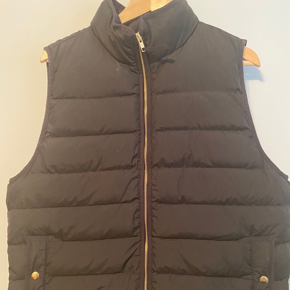 Women’s down vest